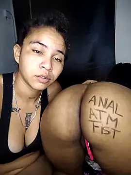 Snapshot of Vale_Nikol21 chatting on March 23, 2026, 12:44 am Vale Nikol21 online show from March 23, 2026, 12:44 am