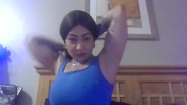 Flossee online show from March 5, 2026, 8:16 pm