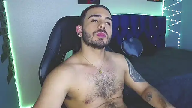 Snapshot of adamhairy chatting on March 16, 2026, 10:45 pm adamhairy online show from March 16, 2026, 10:45 pm