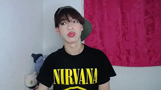 lucky stricke online show from November 16, 2025, 5:01 am