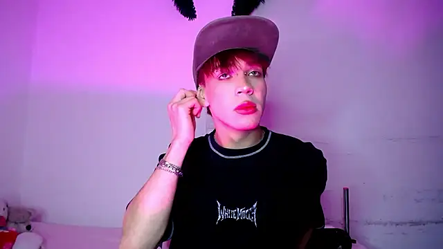 Snapshot of lucky_stricke chatting on January 10, 2026, 4:52 am lucky stricke online show from January 10, 2026, 4:52 am