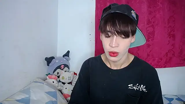 lucky stricke online show from November 15, 2025, 3:54 am