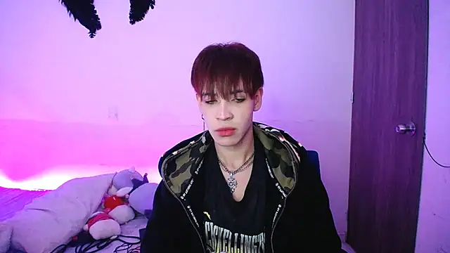 Snapshot of lucky_stricke chatting on December 23, 2025, 3:28 am lucky stricke online show from December 23, 2025, 3:28 am