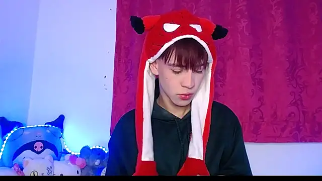 Snapshot of lucky_stricke chatting on November 30, 2025, 2:56 am lucky stricke online show from November 30, 2025, 2:56 am