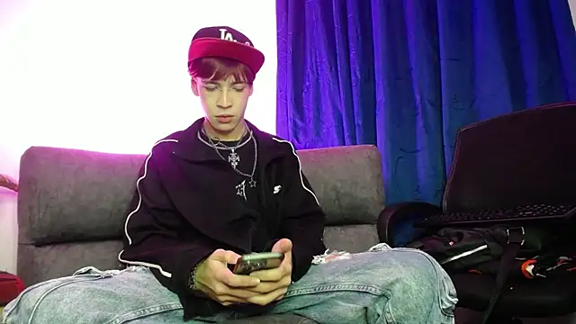 lucky stricke online show from March 5, 2026, 4:31 am