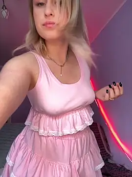 KassandraTress online show from September 9, 2025, 2:26 pm