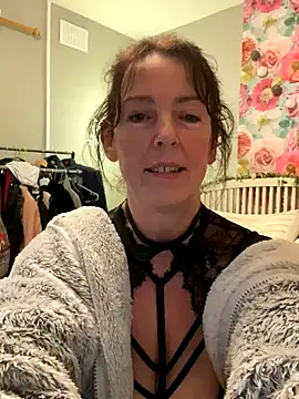 Sassylady online show from October 31, 2025, 10:38 pm