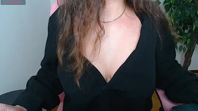 Erika bestboobs online show from September 18, 2025, 7:17 pm