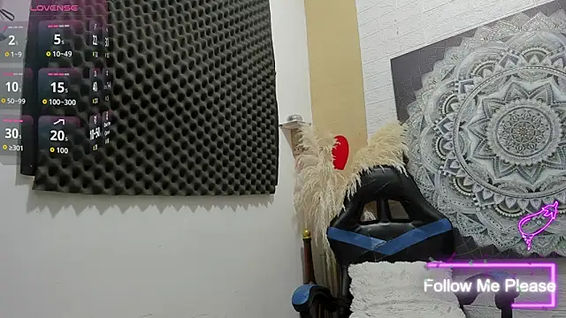 nextboywell1 online show from February 17, 2026, 7:11 pm