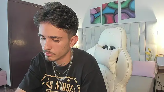 Snapshot of nextboywell1 chatting on April 12, 2026, 3:10 am nextboywell1 online show from April 12, 2026, 3:10 am