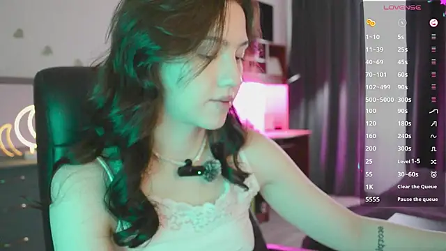 KendalHottt online show from October 24, 2025, 4:44 am