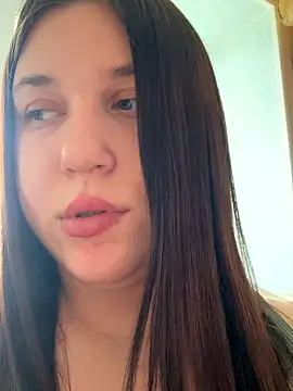 Snapshot of Kemeli008 chatting on May 7, 2026, 12:19 pm Kemeli008 online show from May 7, 2026, 12:19 pm