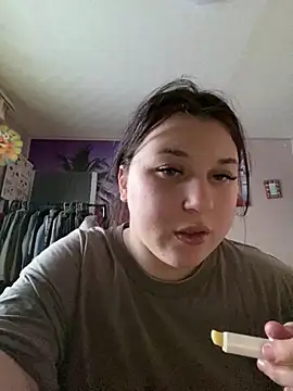 Snapshot of Kemeli008 chatting on February 12, 2026, 2:17 pm Kemeli008 online show from February 12, 2026, 2:17 pm