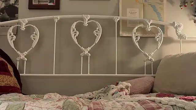 urbbydollxx online show from April 22, 2026, 6:53 am