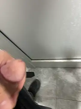 Snapshot of KAZANOVAA chatting on November 12, 2025, 8:18 am KAZANOVAA online show from November 12, 2025, 8:18 am