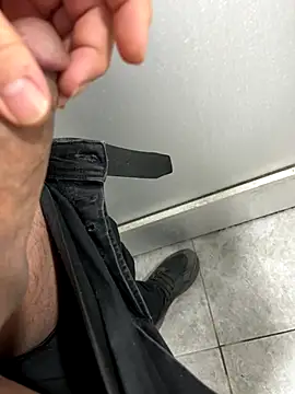 Snapshot of KAZANOVAA chatting on November 14, 2025, 1:59 pm KAZANOVAA online show from November 14, 2025, 1:59 pm