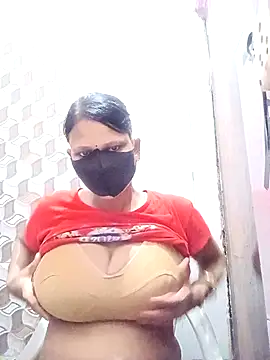 Snapshot of varnika chatting on October 22, 2025, 8:47 am varnika online show from October 22, 2025, 8:47 am