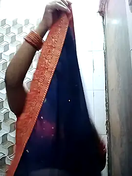 Snapshot of varnika chatting on April 19, 2026, 9:21 am varnika online show from April 19, 2026, 9:21 am
