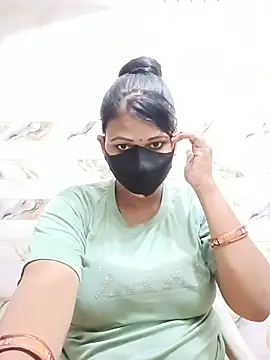 Snapshot of varnika chatting on July 13, 2026, 2:49 pm varnika online show from July 13, 2026, 2:49 pm