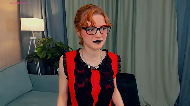 EdlinGathright online show from October 5, 2025, 4:03 am