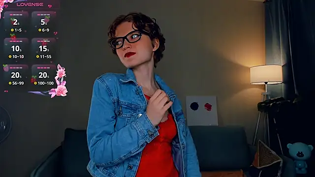 EdlinGathright online show from September 9, 2025, 5:06 am