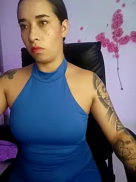 Snapshot of Valenn_fernandez chatting on July 7, 2026, 8:56 pm Valenn fernandez online show from July 7, 2026, 8:56 pm