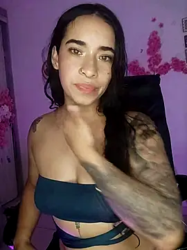 Snapshot of Valenn_fernandez chatting on July 31, 2026, 11:57 pm Valenn fernandez online show from July 31, 2026, 11:57 pm