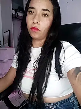 Snapshot of Valenn_fernandez chatting on June 27, 2026, 8:48 pm Valenn fernandez online show from June 27, 2026, 8:48 pm