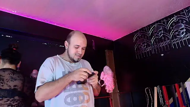 Snapshot of YiingandYang chatting on February 20, 2026, 6:32 pm YiingandYang online show from February 20, 2026, 6:32 pm