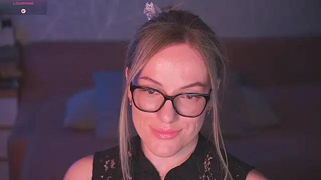 Vanille Mystery online show from July 6, 2026, 9:39 pm