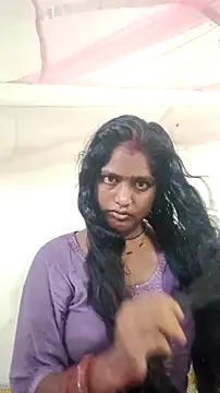 Snapshot of Guriya0076 chatting on June 2, 2026, 11:43 am Guriya0076 online show from June 2, 2026, 11:43 am