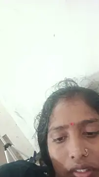 Snapshot of Guriya0076 chatting on May 27, 2026, 11:23 pm Guriya0076 online show from May 27, 2026, 11:23 pm
