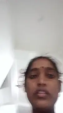 Guriya0076 online show from October 10, 2025, 11:38 pm