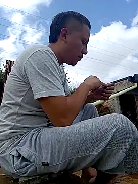 GaaraDiaz online show from December 17, 2025, 3:17 pm