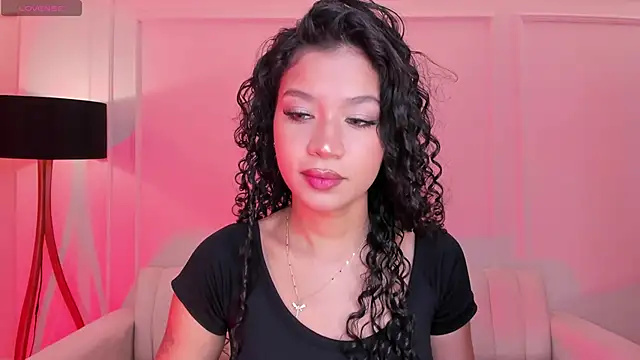 SophieHouston  online show from September 10, 2025, 3:16 am