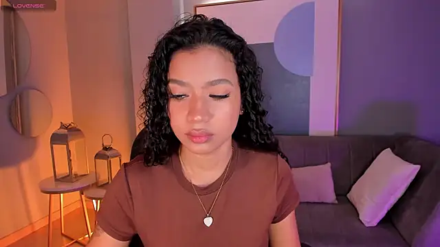 SophieHouston  online show from September 27, 2025, 3:34 am