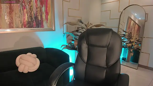 MilaLawrence online show from February 26, 2026, 12:16 pm