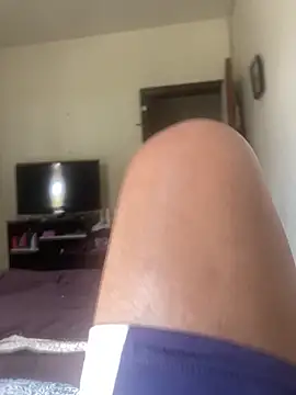 PIROCAGG21 online show from November 13, 2025, 6:23 pm