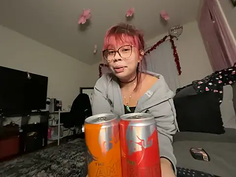 moan4mona online show from April 1, 2026, 3:08 am