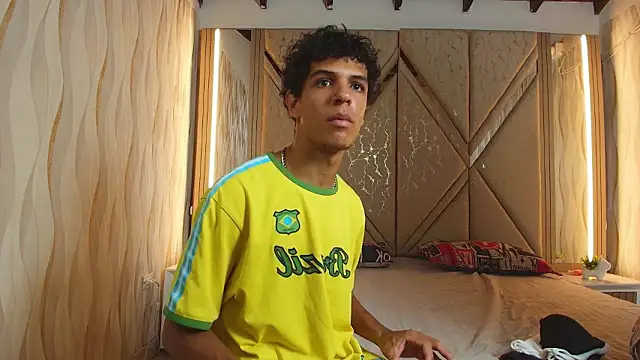 Hotcouple 222 online show from March 18, 2026, 7:26 pm