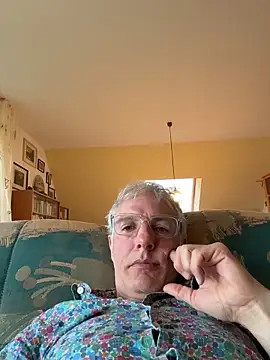 Snapshot of SexyLeon8 chatting on May 31, 2026, 7:03 pm SexyLeon8 online show from May 31, 2026, 7:03 pm
