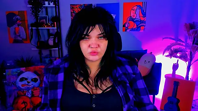 MaryHarrys online show from October 24, 2025, 8:19 pm