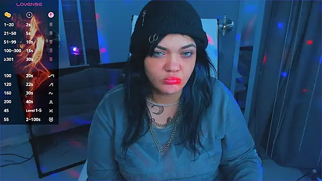 MaryHarrys online show from November 13, 2025, 11:30 pm