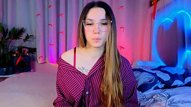 -CindyLou online show from January 9, 2026, 5:36 am