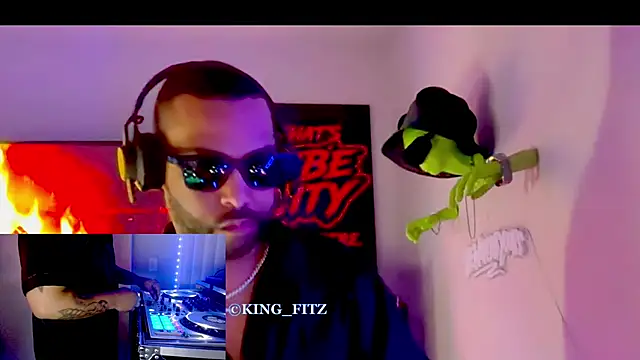 KING FITZ online show from April 19, 2026, 2:56 am