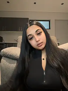 Snapshot of LilMisIndianx chatting on October 22, 2025, 11:20 am LilMisIndianx online show from October 22, 2025, 11:20 am