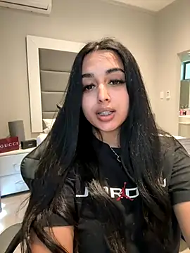 Snapshot of LilMisIndianx chatting on October 26, 2025, 8:59 am LilMisIndianx online show from October 26, 2025, 8:59 am