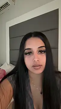 Snapshot of LilMisIndianx chatting on March 13, 2026, 2:22 pm LilMisIndianx online show from March 13, 2026, 2:22 pm