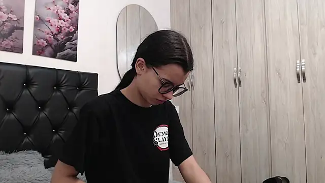 pinky f00x online show from May 21, 2026, 7:22 pm