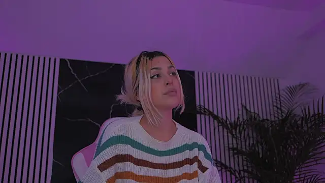 daisyblushh online show from January 6, 2026, 4:22 pm